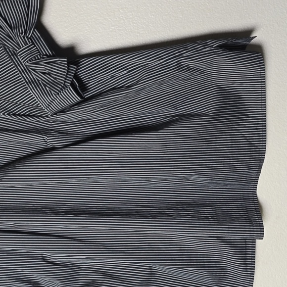 Eloquii stripped white and black blouse with bow detail at sleeve size 18. - Picture 3 of 8